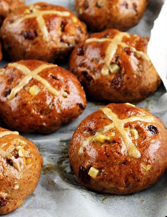 Best-Hot-Cross-Buns-recipe