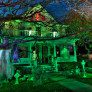 halloween house decor thumbnail