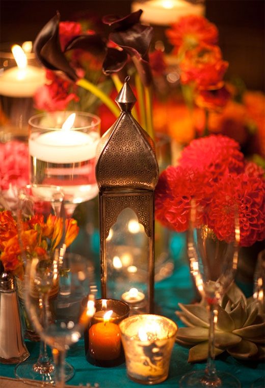 teal red table setting