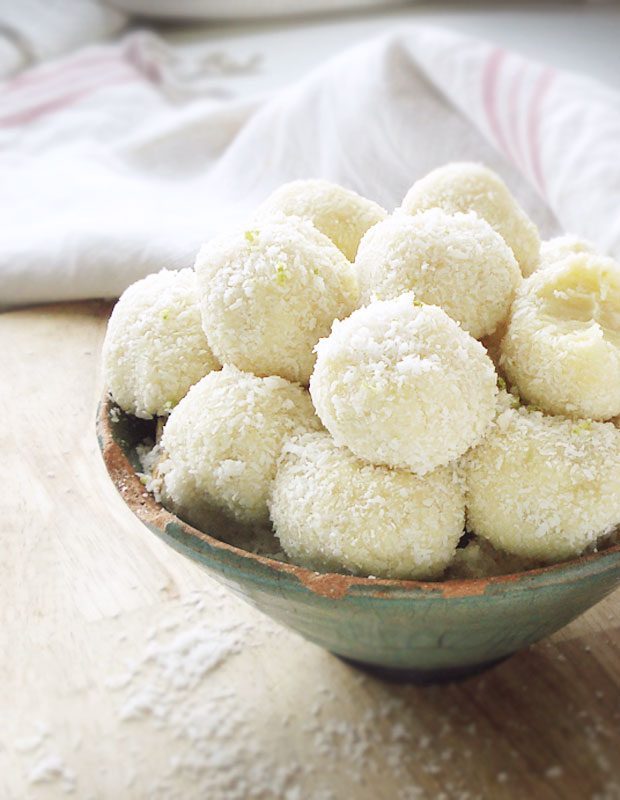 5-Minute White Chocolate Coconut Truffles