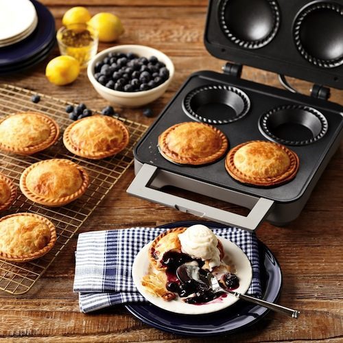 https://www.eatwell101.com/wp-content/uploads/2013/11/Breville-Personal-Pie-Maker.jpg