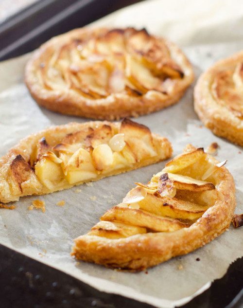 mini apple pies