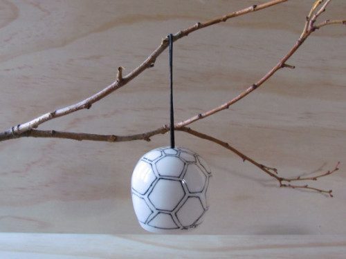 Handmade Holiday Ornaments Ideas-11