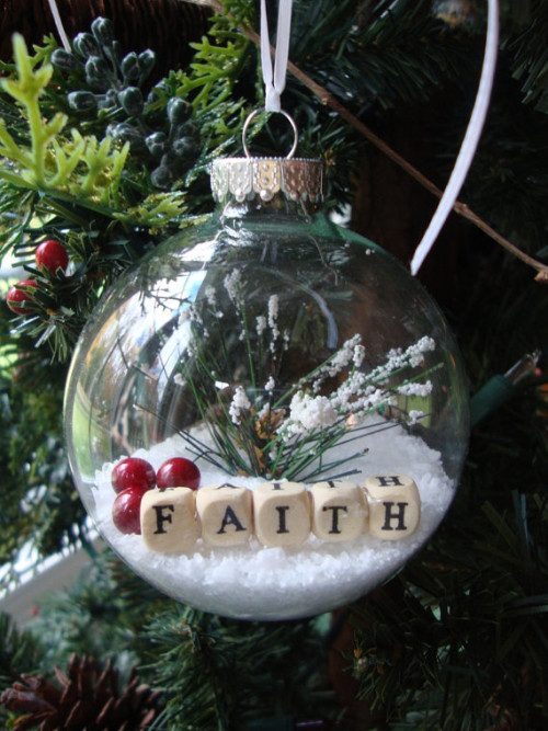 christmas tree pendant ornament