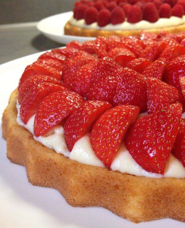 Strawberry Tart With Custard Cream