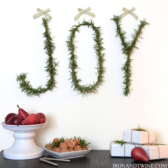 rosemary-letter-wreath