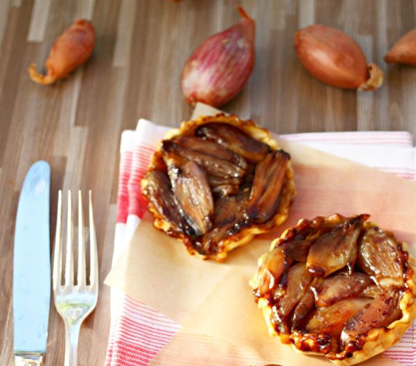 Shallot tarte tatin recipe