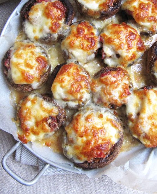 Pizza Stuffed Mushrooms recipe