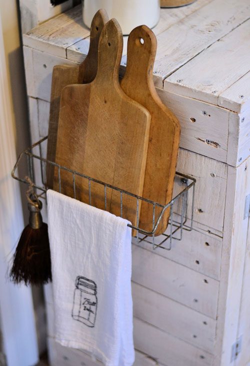 how to store cutting boards
