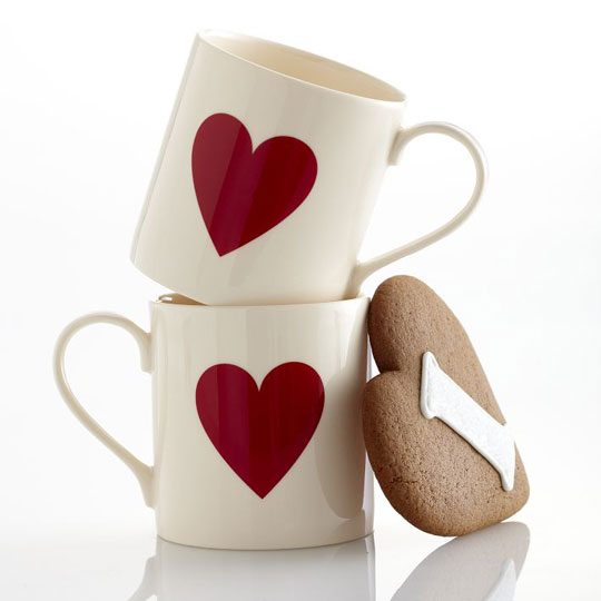 valentine-heart-mugs