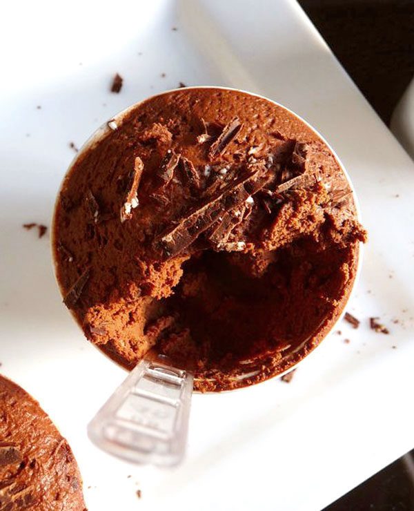 A Quick & Easy Chocolate Mousse