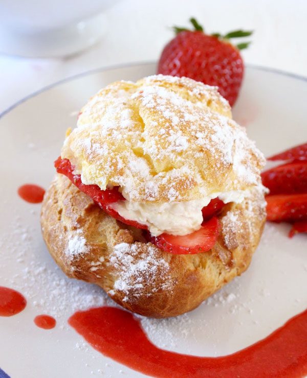 Strawberry Cream Choux pastry