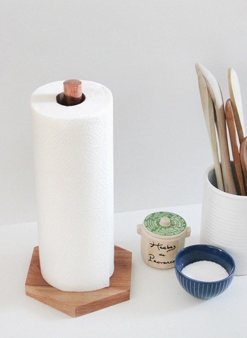 diy-copper-wood-paper-towel-holder-