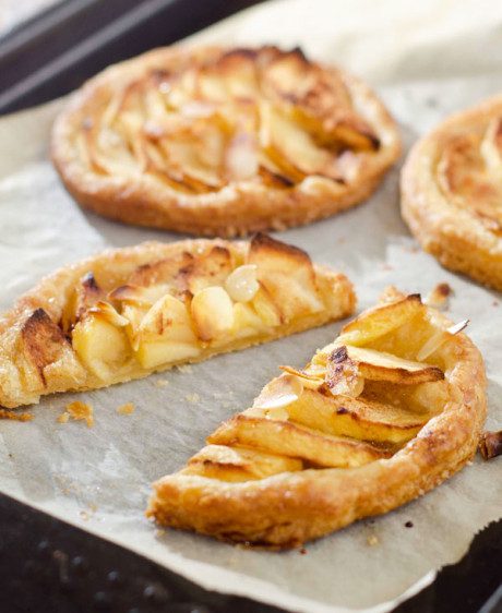 Mini Individual Apple Tarts