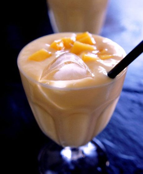 Mango & Ginger Yogurt Smoothie