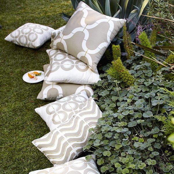 outdoor cushion sets