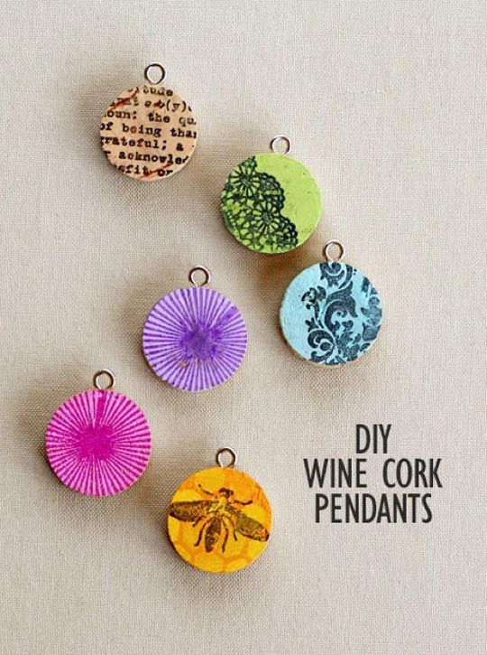 diy wine cork pendants