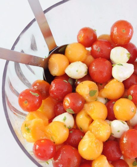 easy summer tomato salad recipe