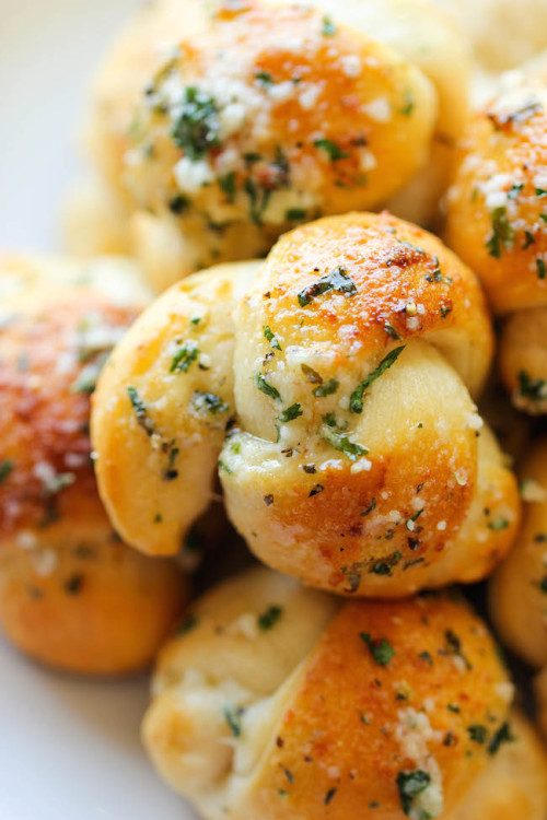 Easy Garlic Parmesan Knots