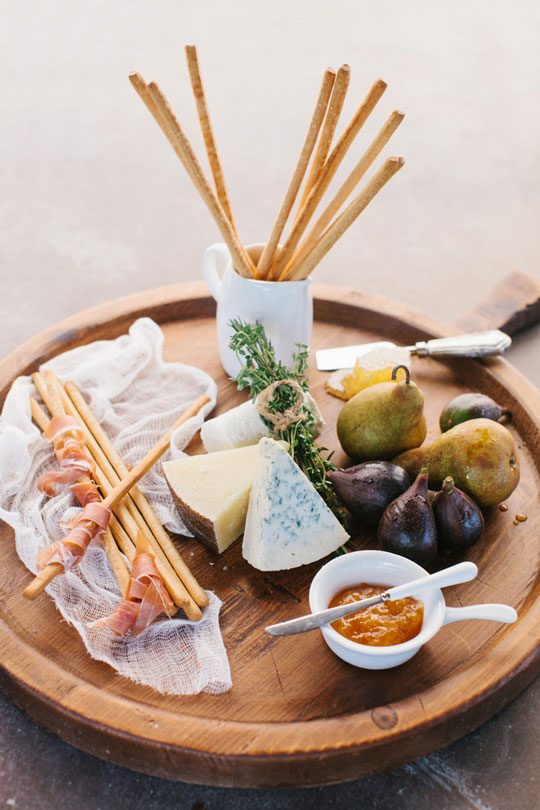 diy rustic cheese board