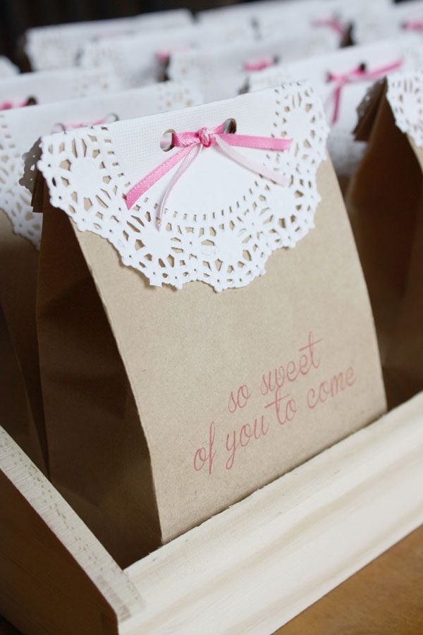 ideas for wedding favors