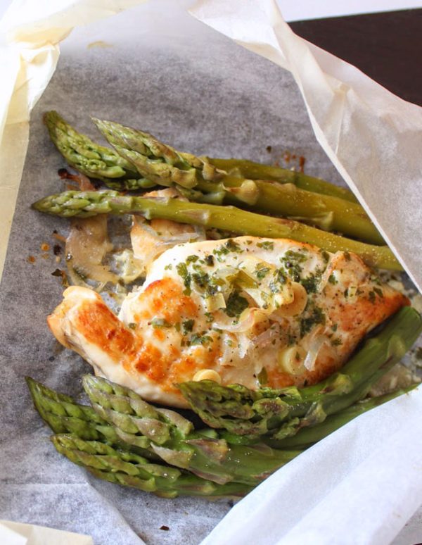 Chicken Breasts & Asparagus Foil Packets