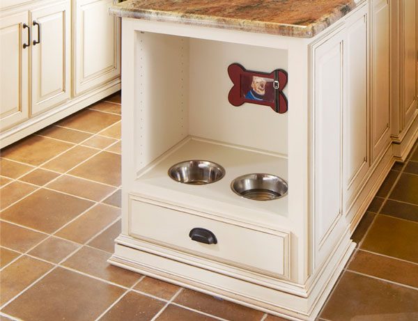 10 Custom Pet Feeding Stations For The Kitchen — Eatwell101