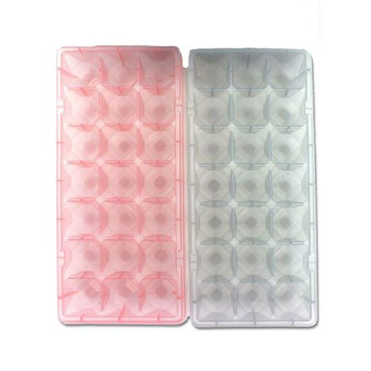 https://www.eatwell101.com/wp-content/uploads/2014/08/Diamond-Jewel-Gem-Shaped-Ice-Cube-Trays.jpg