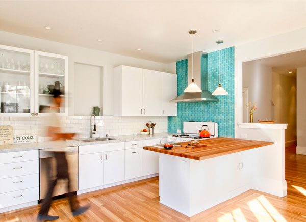 turquoise kitchen accent wall ideas