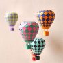 DIY-paper-hot-air-balloons thumbnail