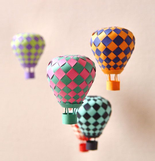 DIY-paper-hot-air-balloons