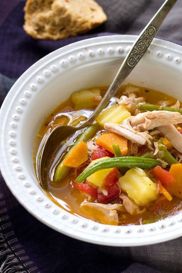 Easy Chicken Soup - #recipe by #eatwell101 - https://www.eatwell101.com/chicken-soup-recipe-with-vegetables
