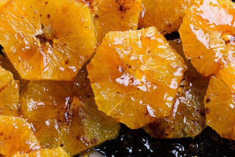 Caramelized Oranges Dessert - #recipe by #eatwell101 - https://www.eatwell101.com/caramelized-oranges-recipe