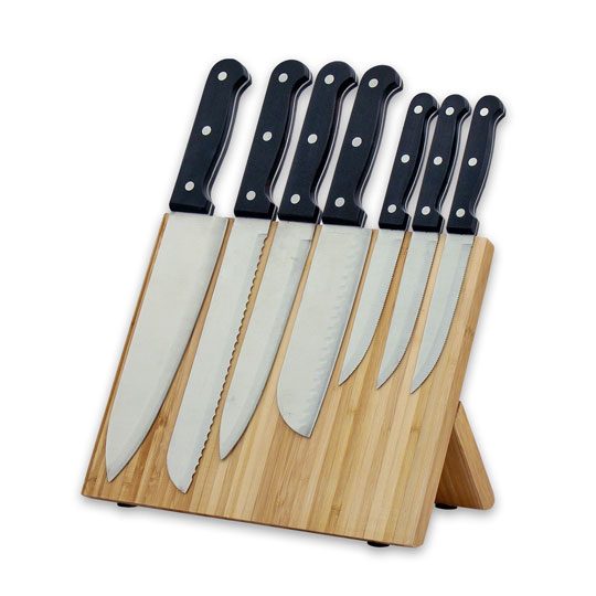 Magnetic cutlery knife block