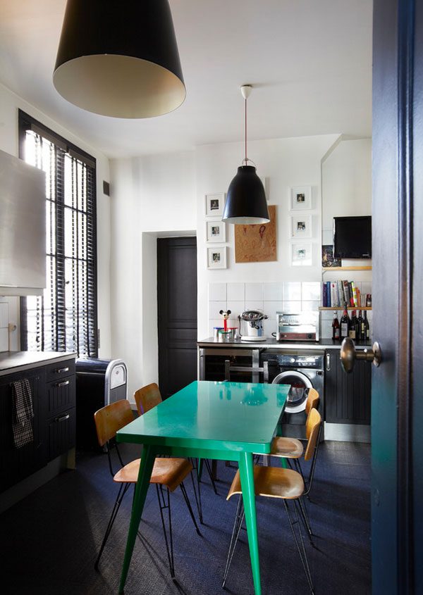 eclectic kitchen with neutral colors