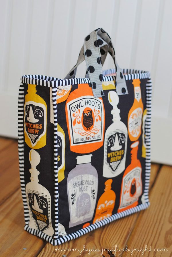 DIY To Try: Halloween Treats or Tricks Bags
