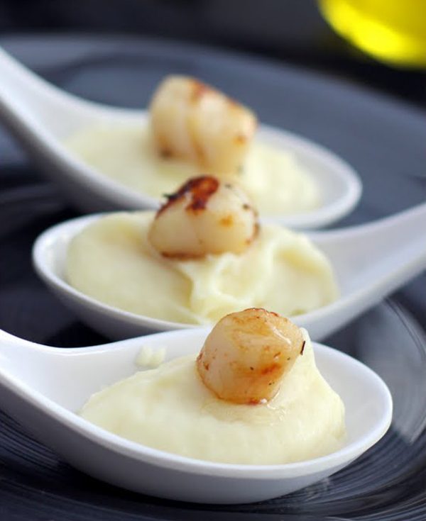 Aperitifs-recipes-ideas-Aperitifs-Spoons-Scallops-and-Parsnip-with-white-truffle-oil