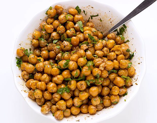 Spicy Roasted Chickpeas appetizer