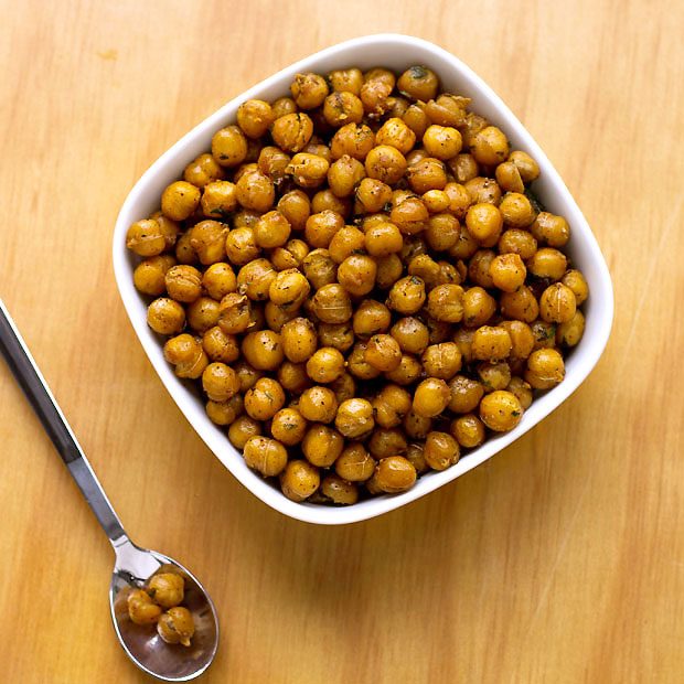 Spicy Roasted Chickpeas Snack