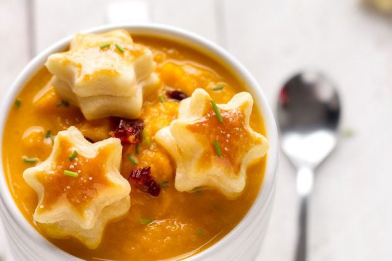 Sweet Potato and Carrot Soup - #recipe by #eatwell101 - https://www.eatwell101.com/sweet-potato-carrot-soup-recipe