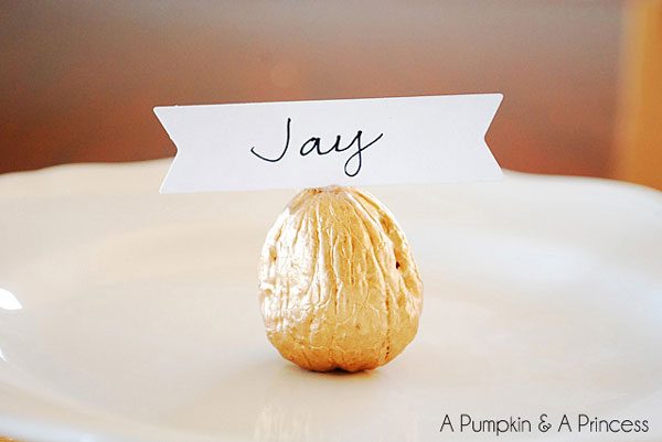 Thanksgiving Walnut Place Card