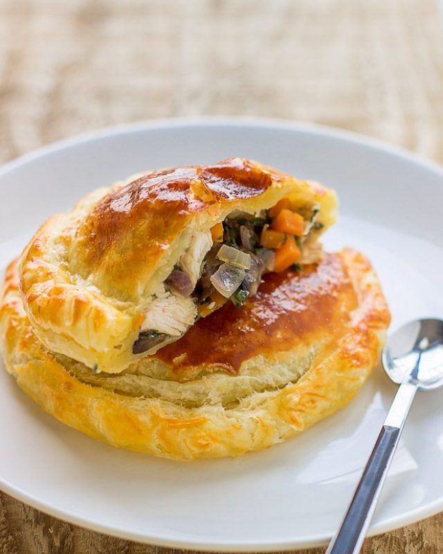 Carrot Mushroom Turkey Hand Pies - #recipe by #eatwell101 - https://www.eatwell101.com/turkey-hand-pies-recipe