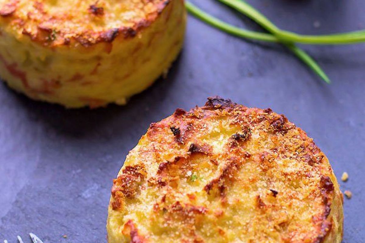 Oven Baked Mashed Potato Cakes