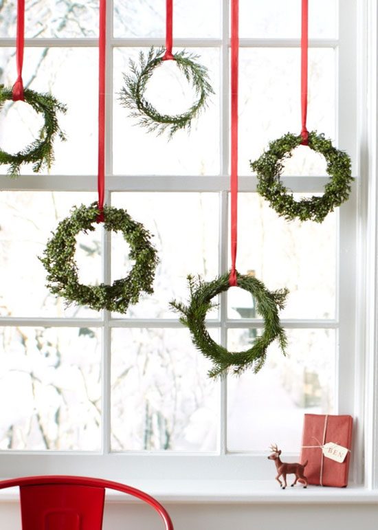 holiday kitchen wreath