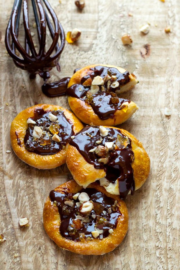 _quick-chocolate-pizzas-snack