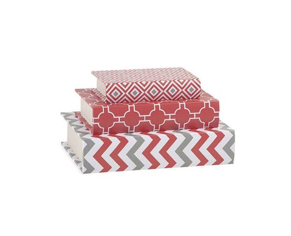 red book decor for coffee table
