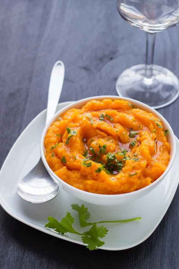 Sweet Potato Mash with Parsnip - #recipe by #eatwell101 - https://www.eatwell101.com/parsnip-sweet-potato-mash-recipe