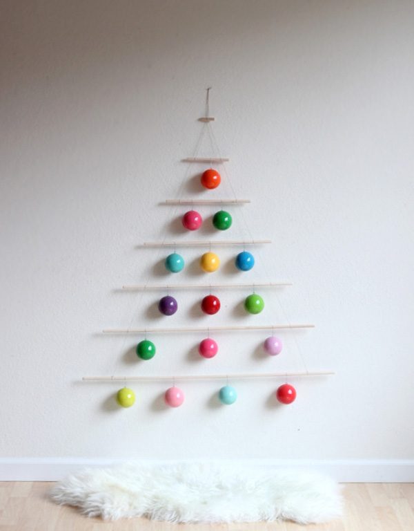 wall mounted christmas tree