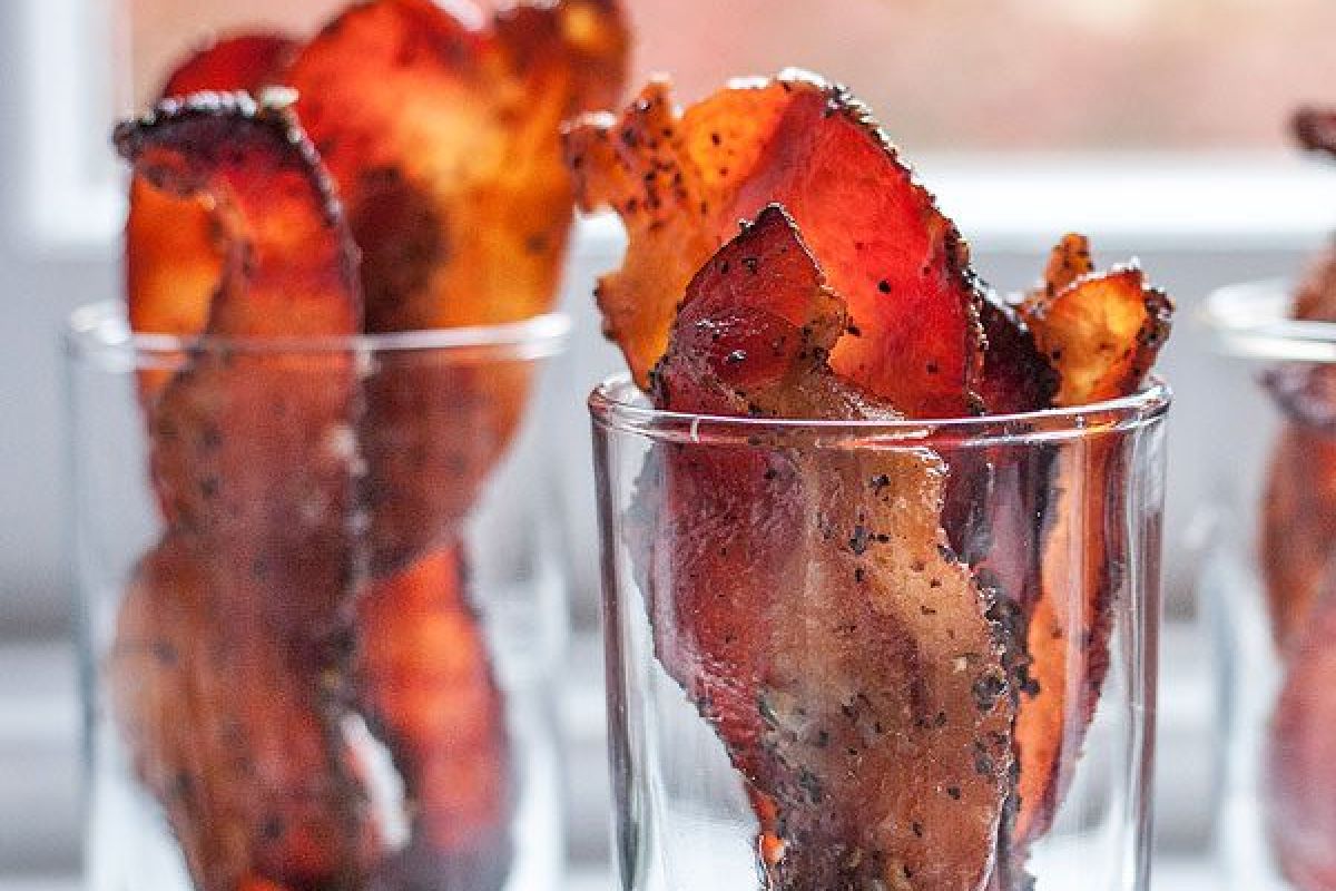 8 Shot Glass Appetizers for a Merry Holiday Party