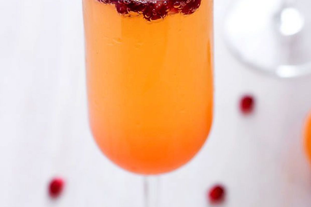Pomegranate Champagne Cocktail